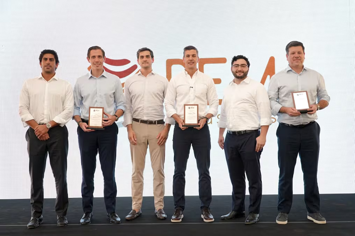 Peña inaugura planta metalúrgica de USD 45 millones que generará más de 600 empleos Peña inaugura planta metalúrgica de USD 45 millones que generará más de 600 empleos