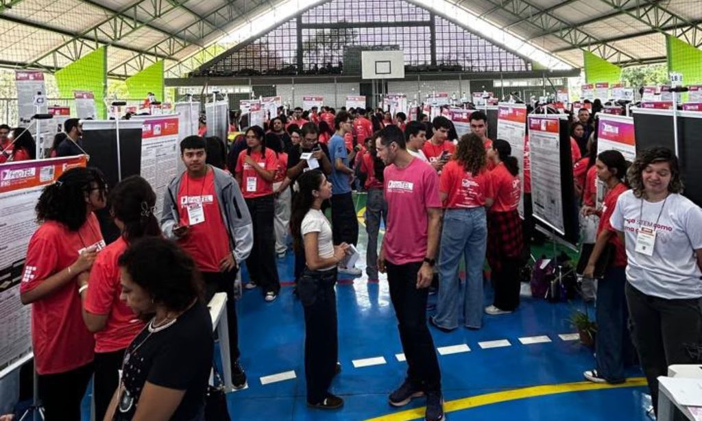 Feiras do IFMS reúnem trabalhos de ensino fundamental e médio Feiras do IFMS reúnem trabalhos de ensino fundamental e médio