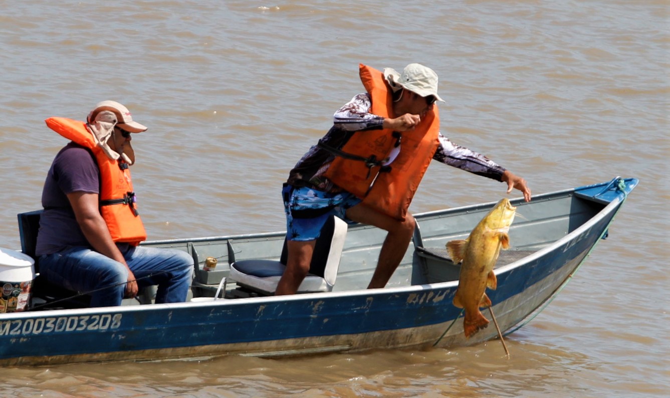 Turismo de pesca esportiva volta a aquecer e Estado mantém cota: um exemplar e cinco piranhas