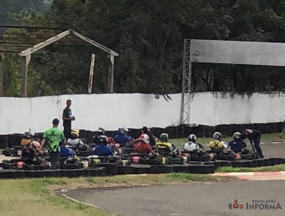 Pilotos de Ponta Porã se destacam no Campeonato Estadual de Kart