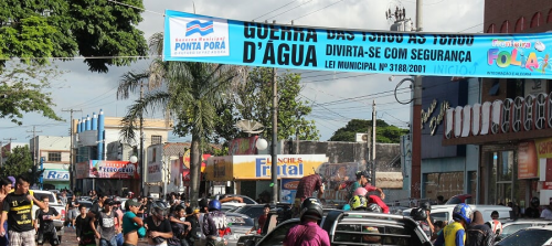 P. Porã: Prefeitura organiza “guerra d’água”