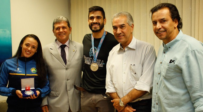 Atletas atendidos pela Fundesporte são medalhistas internacionais e agradecem governador pelo apoio