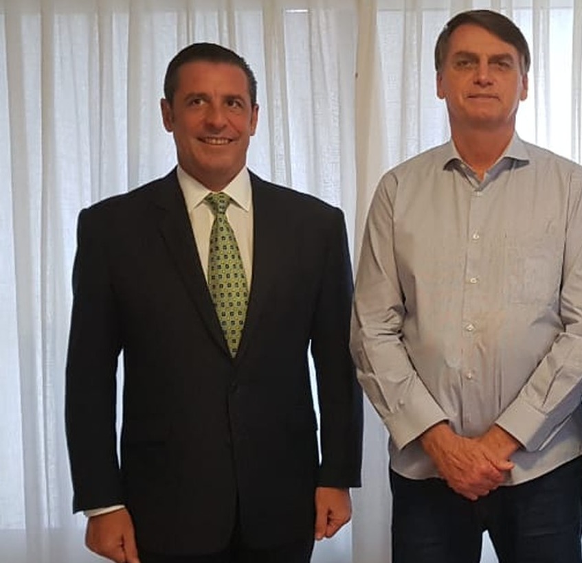 Bolsonaro recebeu o embaixador da Argentina, Carlos Magariños — Foto: Reprodução