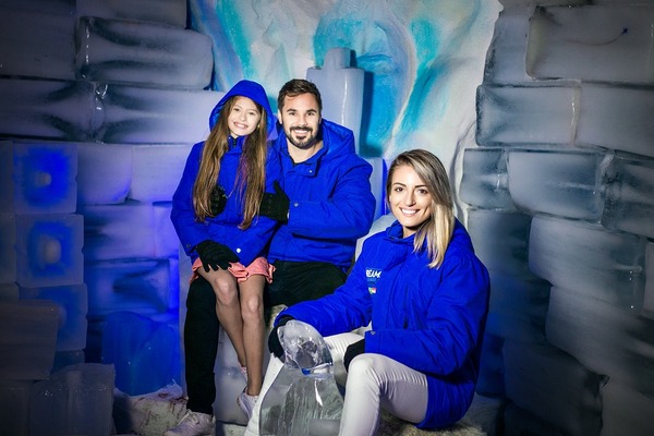 Novas esculturas do Dreams Ice Bar somam 12 toneladas de puro... gelo!