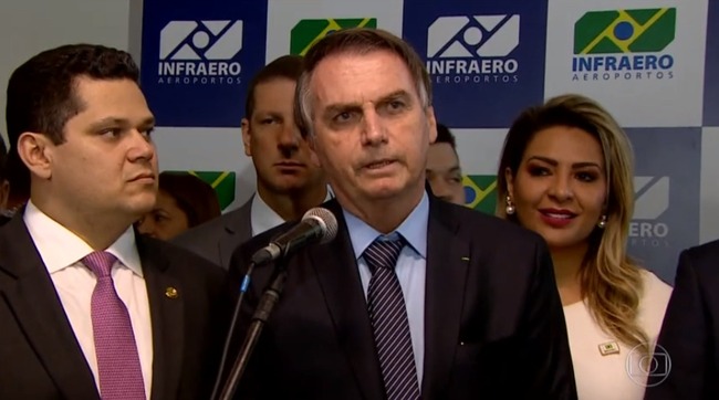 Bolsonaro manda suspender aumento do preço do diesel