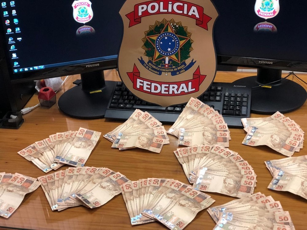 Polícia Federal apreende dinheiro em operação que investiga roubo à Caixa Econômica Federal de Canguçu — Foto: Polícia Federal/Divulgação