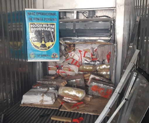 Caminhão frigorífico cheio de maconha é apreendido em Ponta Porã