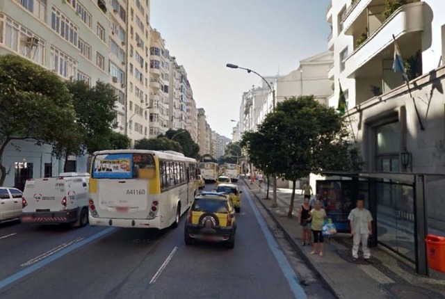 Caso aconteceu na Avenida Nossa Senhora de Copacabana - Reprodução / Google Street View