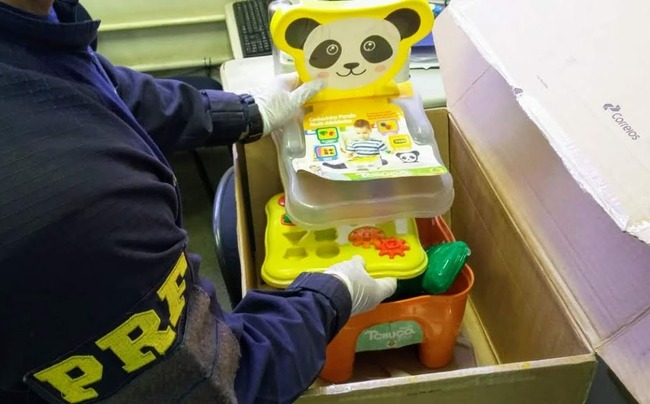 Entorpecentes estavam em brinquedos e embalagens de alimentos - Foto: Foto: Divulgação / PRF