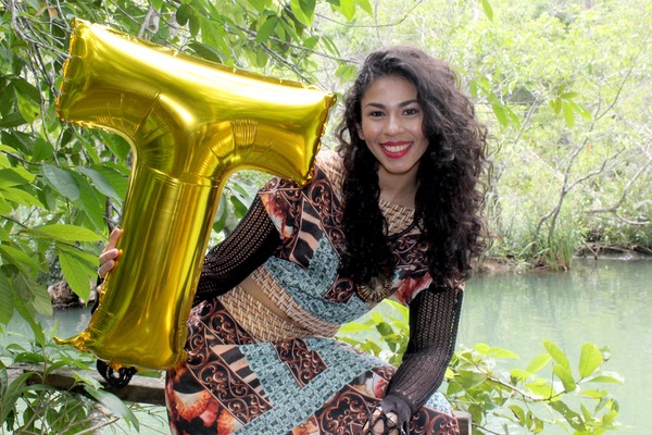 Aniversário: Jovem Tainara Tavares Louveira completa 18 anos