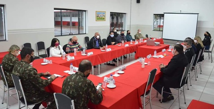 Em Ponta Porã, 11° RC MEC realiza 5ªreunião com autoridades em apoio ao combate do COVID-19