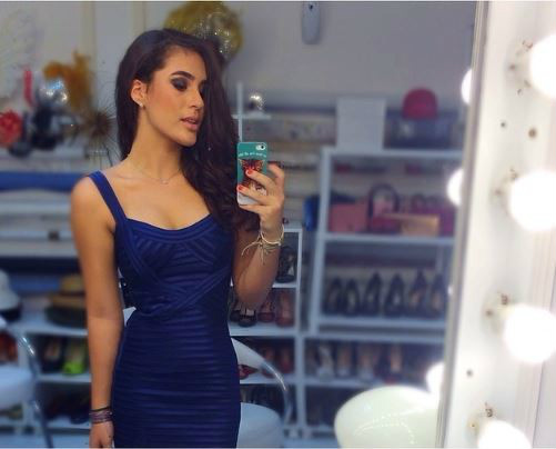 Prestes a fazer 15 anos, Lívian Aragão exibe cinturinha fina Livian Aragão (Foto: Reprodução_Instagram)