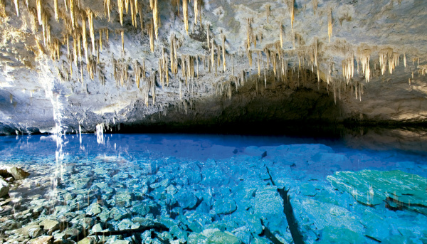 Gruta lagoa Azul em Bonito-MS