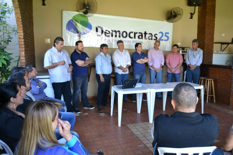 Hélio Peluffo Filho fala aos convencionais do DEM.Foto: Tião Prado (Pontaporainforma).